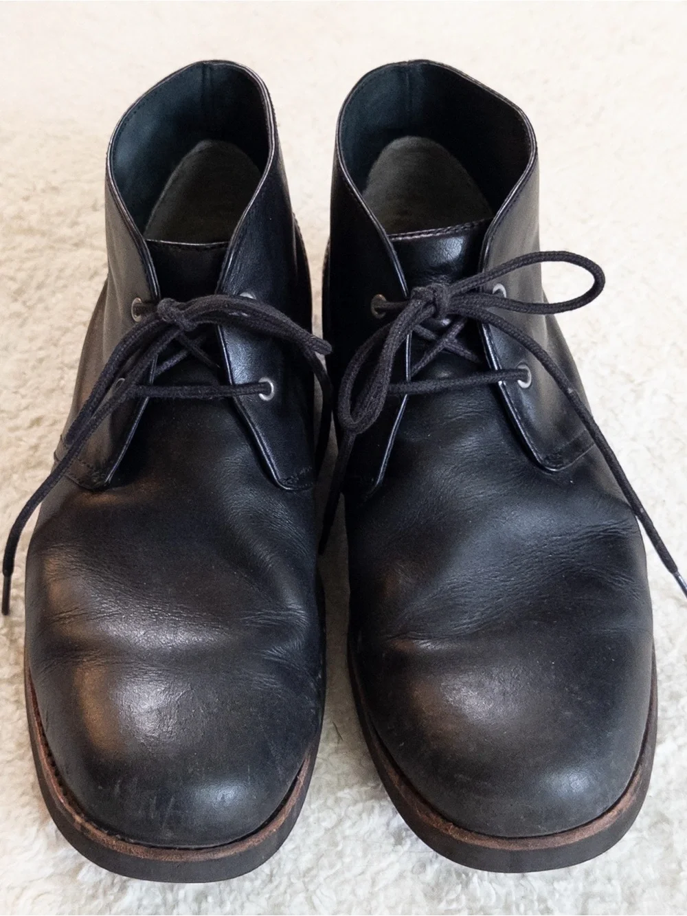 UGG Men’s Leighton Black Leather Chukka Boots Size 12 Casual Lace Up